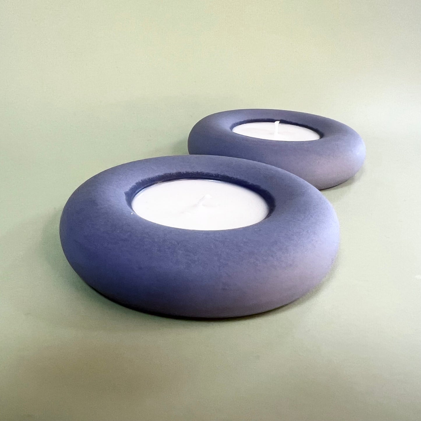 Donut-Shaped Candle Atlantic Mist