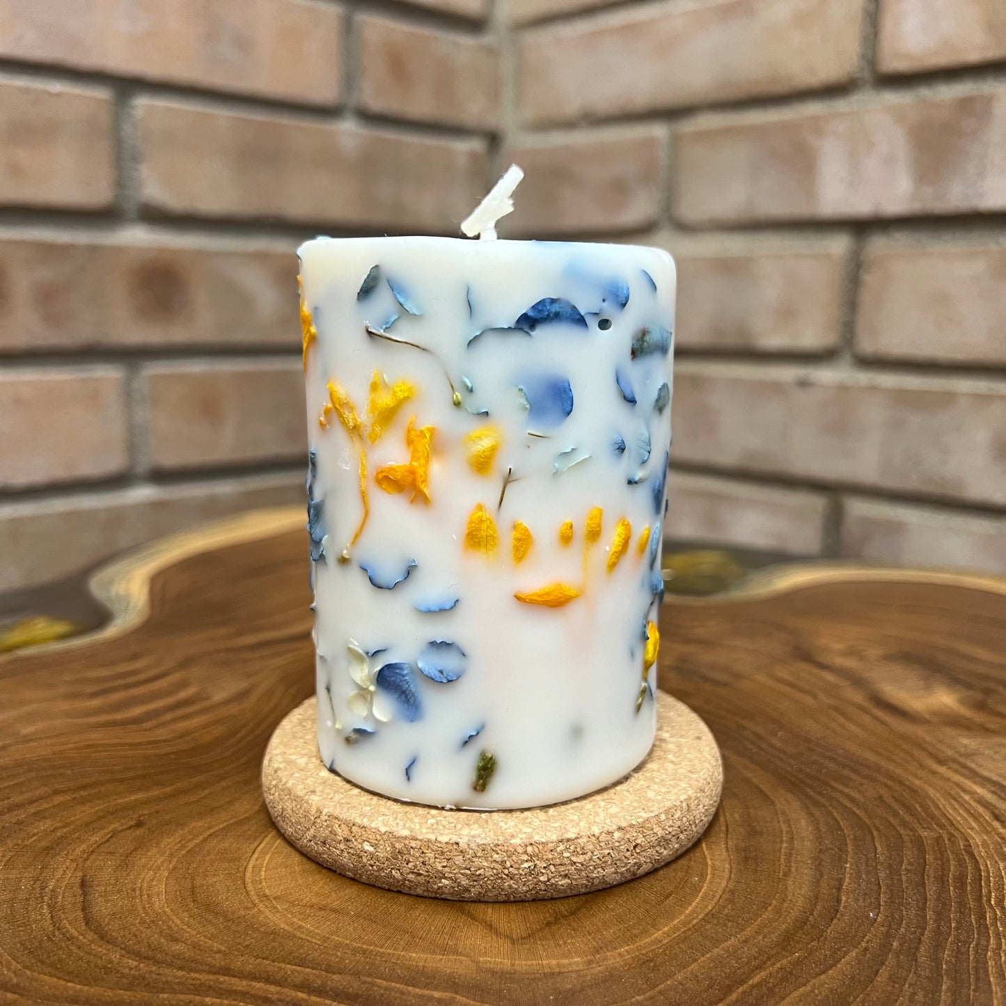 Vessel-free botanical candle